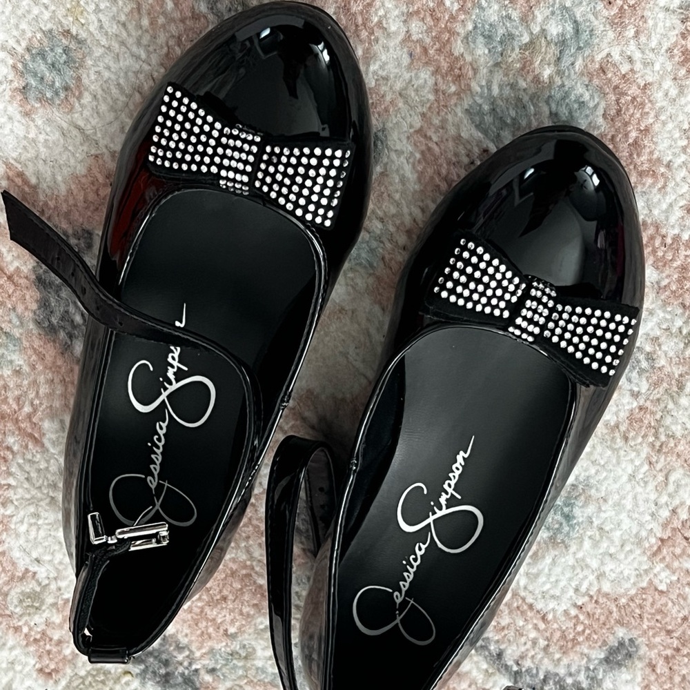 Jessica Simpson Black Patent Leather Flats with Bow
